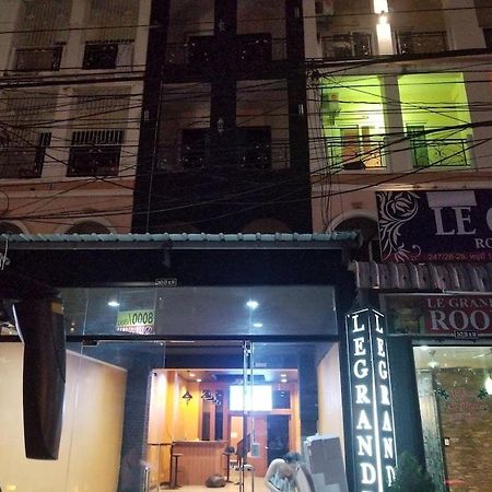 The Main Event Pattaya Bed & Breakfast Ngoại thất bức ảnh